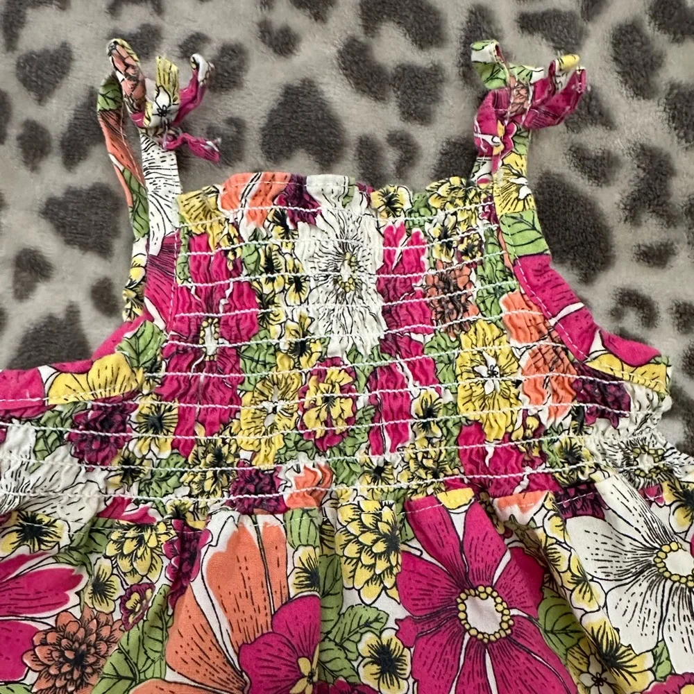 Old Navy Floral Summer Dress in Pink Size Newborn 6-12 months
